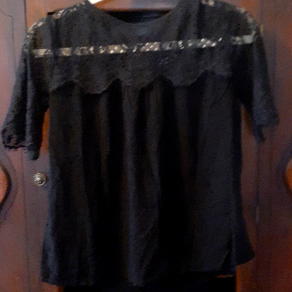 Xhilaration black lace short sleeve top, sz XS